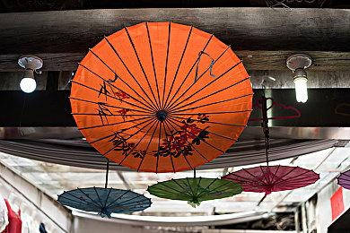 充分利用地形 《如龙：极3＆外传》公布战斗宣传片